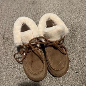 Women UGG Diara ankle boots